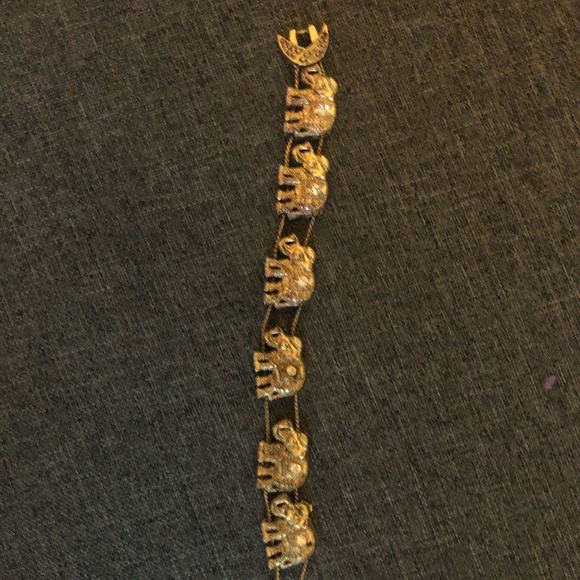 Vintage Elephant Bracelet - Picture 4 of 6